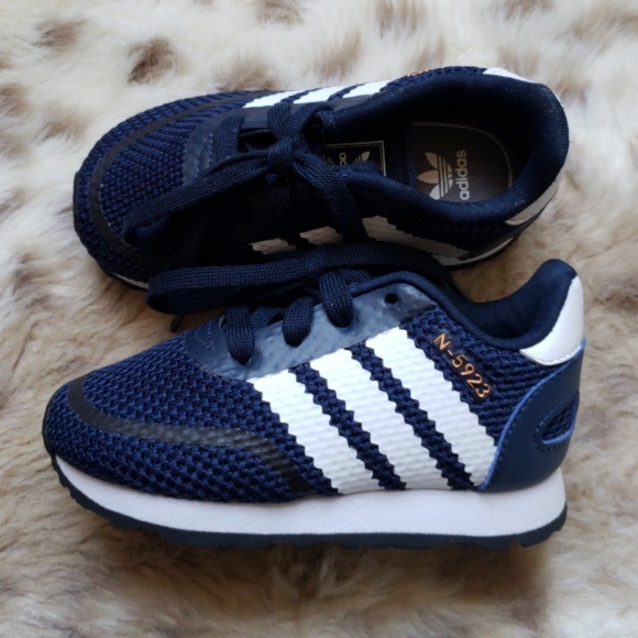 toddler boy adidas sneakers